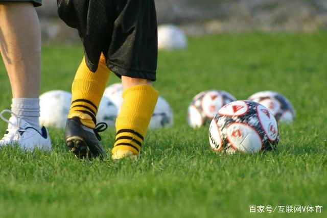 安德森在德比战中的出色表现：地面争夺与防守数据一览