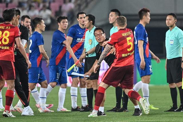 18年后落网，曾因凶杀事件成为城管局长